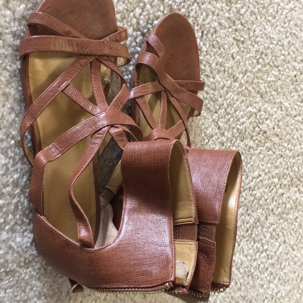 NineWest Women’s flat sandals size 6 1/2 M